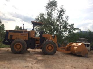 ขายรถตักล้อยาง เอวอ่อน มี2คัน KOMATSU 530 เครื่อง6D15 รถสวยสภาพดีมาก พร้อมใช้งาน เอกสารใบอิวอย คันมีเอกสาร650,000 คันไม่มีเอกสาร520,000 สนใจโทร 090-8588220คุณนะ 093-3258446คุณบิว